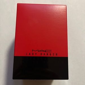 Mac lady danger shadescents